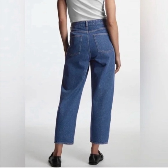 COS Tapered High Waisted Jeans Ankle Length Size 27 Medium Wash Button Fly - Picture 2 of 11